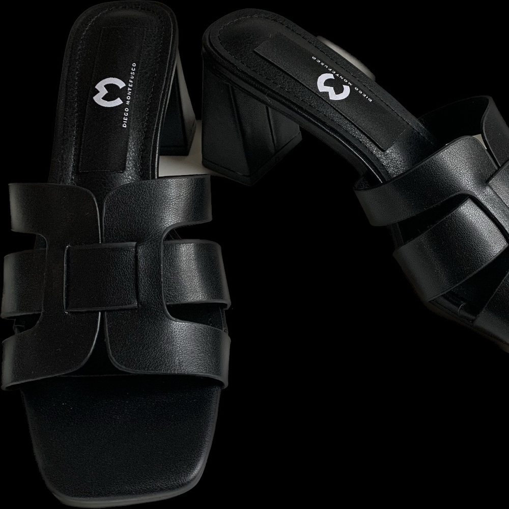 D.M  SWEET  2604  Black